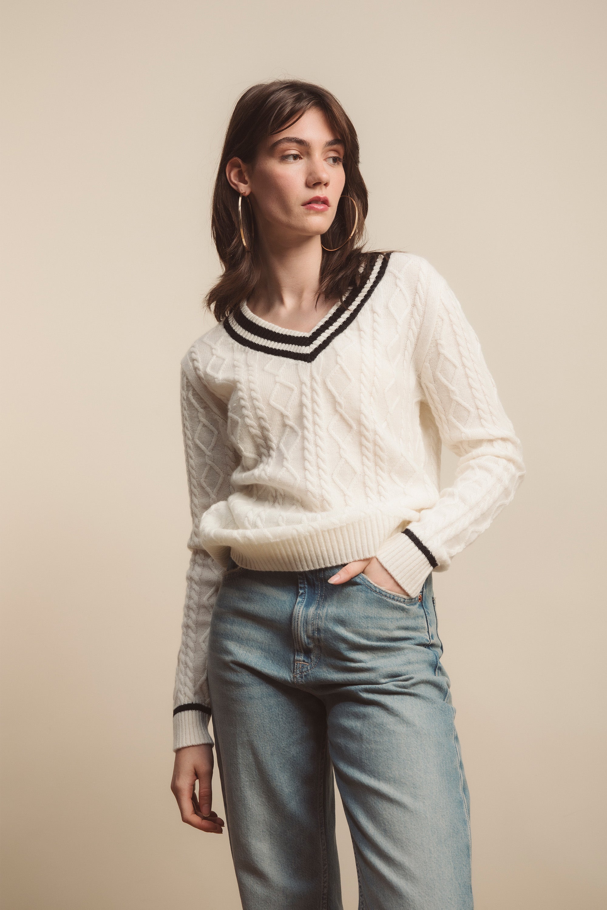 Women's Cricket Style Cable V Neck Jumper - Cream & Black – Kiltane