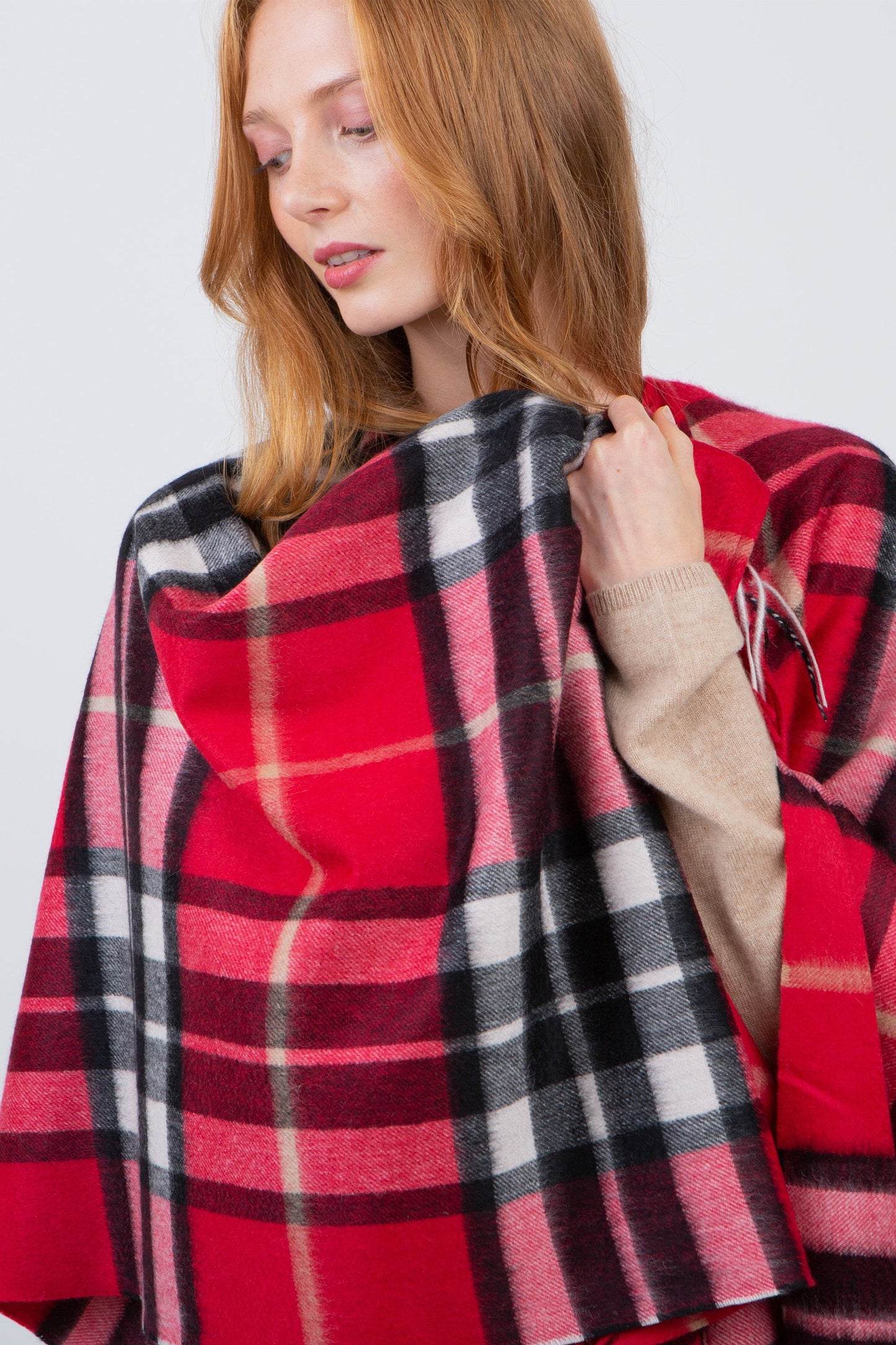 Scotty Thompson Cashmere Wrap - Chinese Red