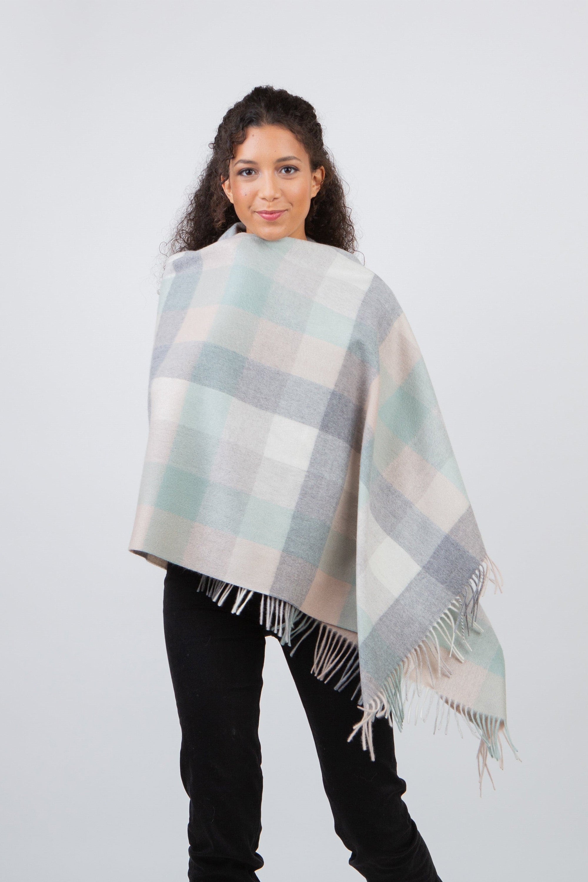 5 Square Check Cashmere Stole - Brume – Kiltane