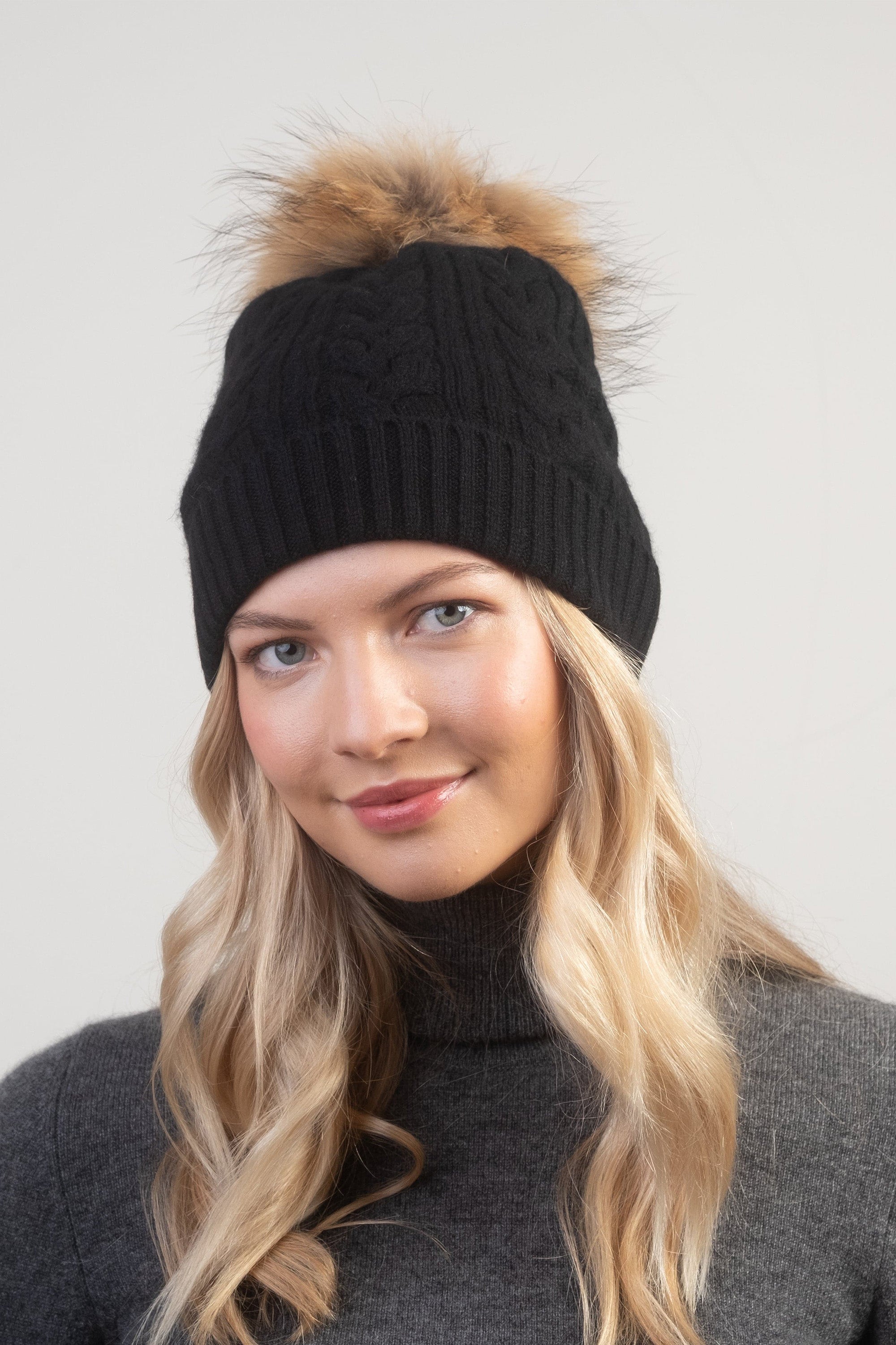 Cable Knit Pom Pom Hat Black Kiltane