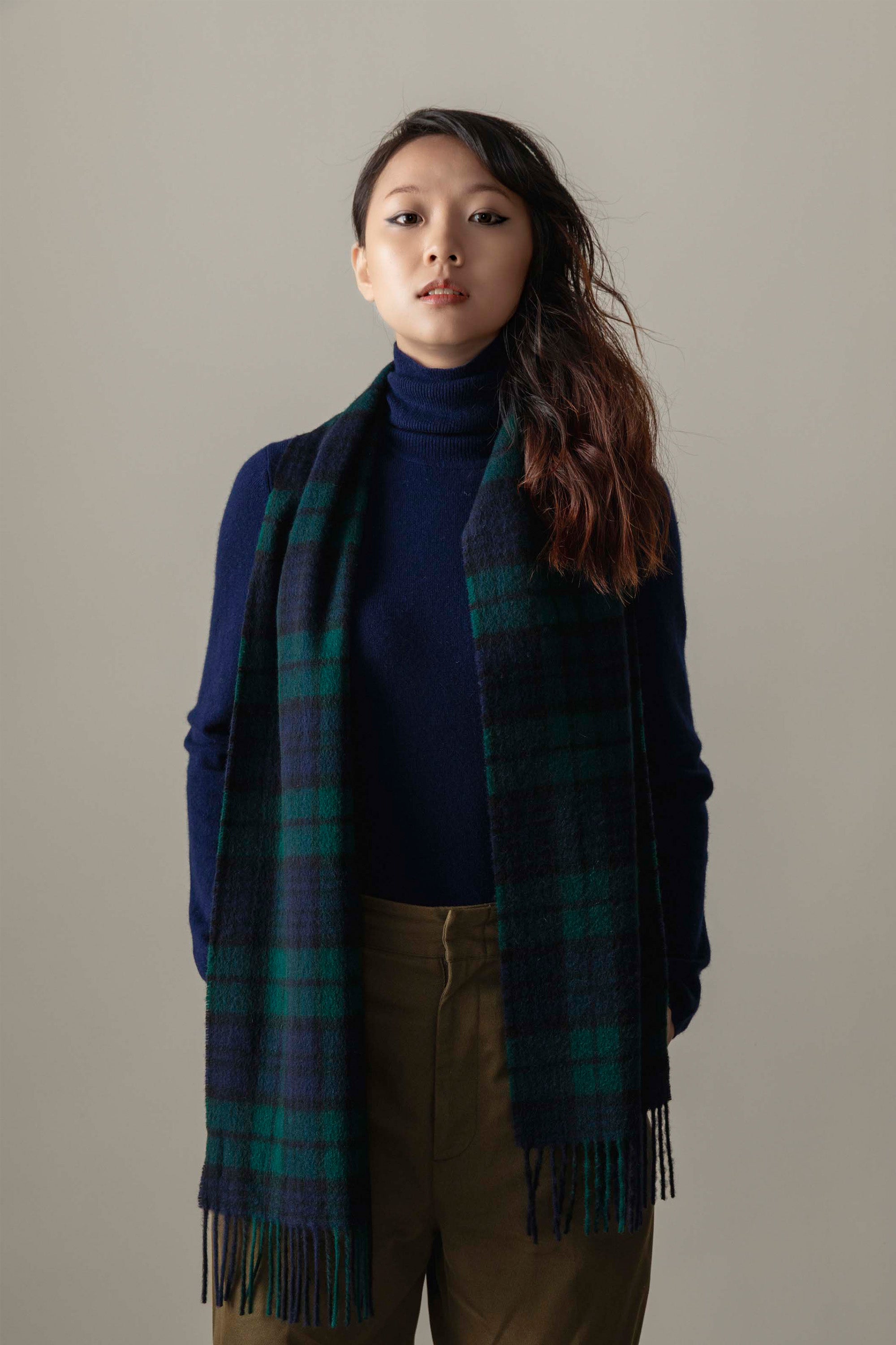 Made In Scotland Heritage Cashmere Scarf - Blackwatch – Kiltane