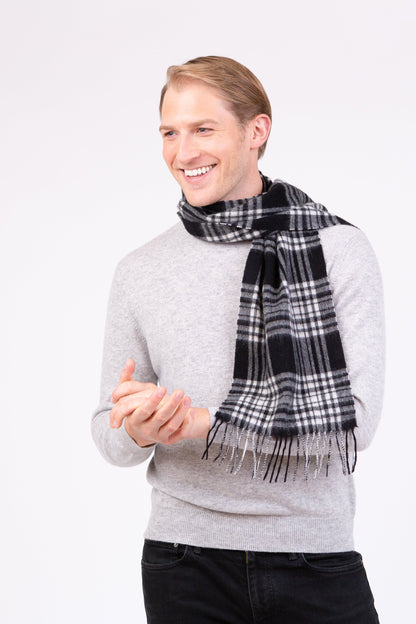 Heritage Tartan Lambswool Scarf - Black & White Menzies