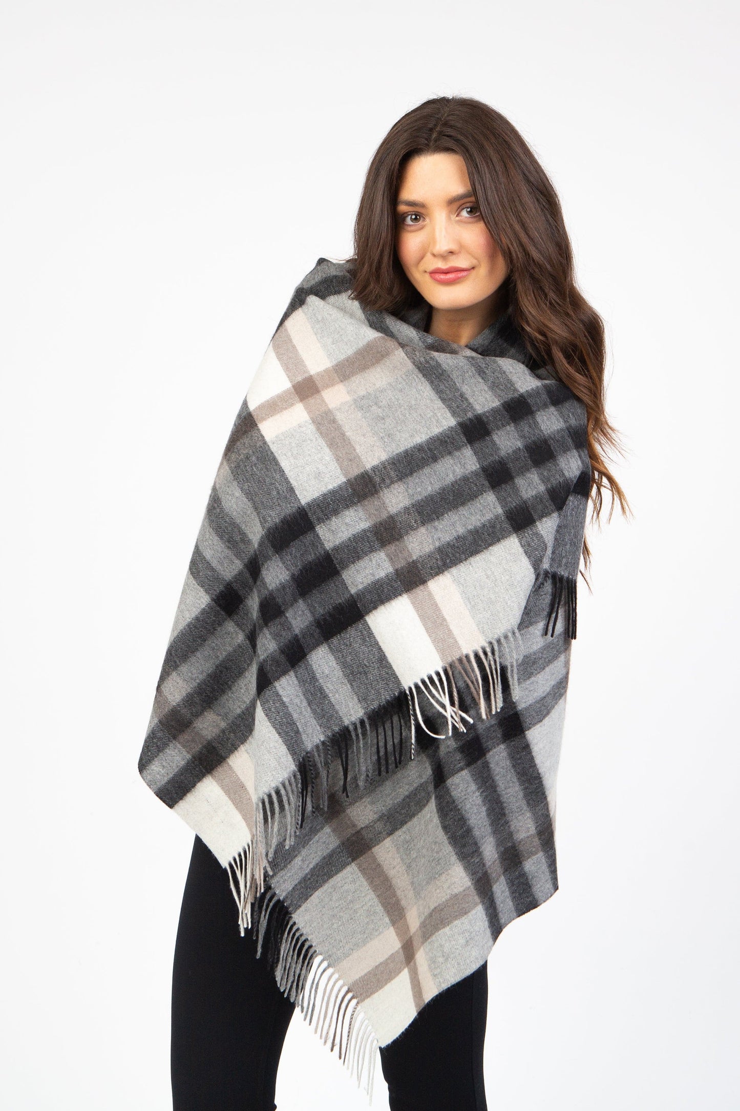 Tartan 2 Lambswool Stole - Black Grey