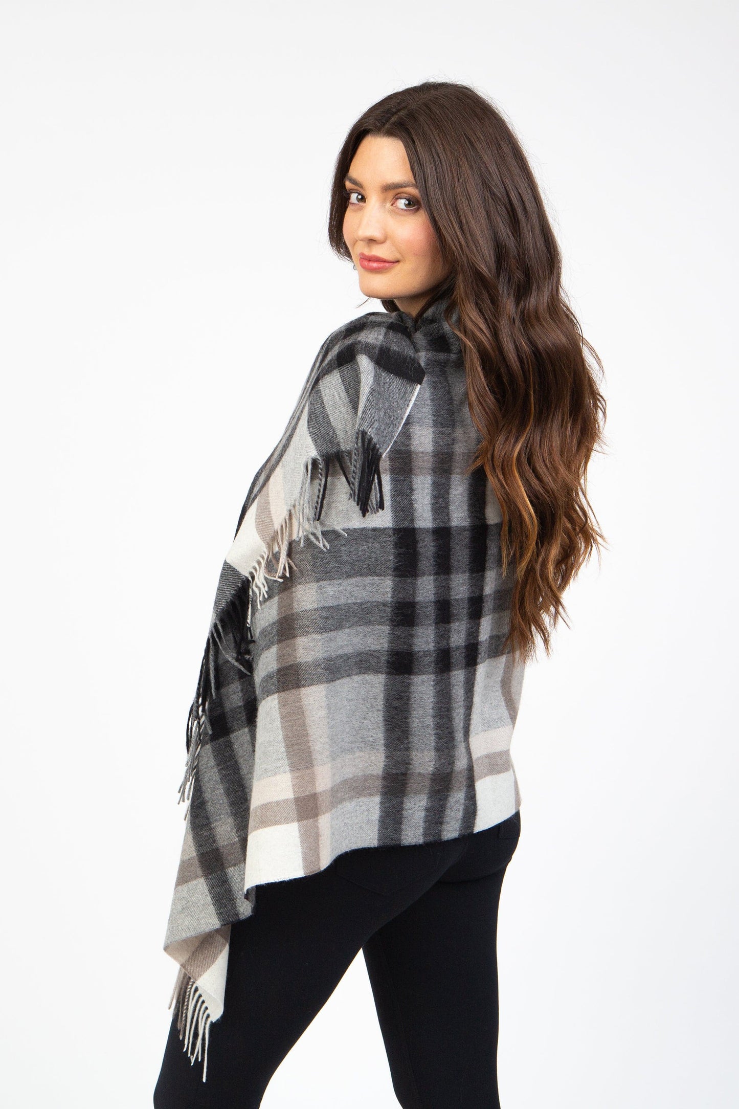 Tartan 2 Lambswool Stole - Black Grey